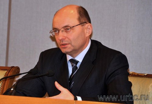 Губернатор Свердловской области Александр Мишарин провел беспрецедентно долгую пресс-конференцию