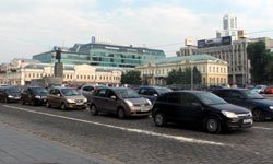 Больше, чем нужно: число автошкол в Екатеринбурге признано чрезмерным