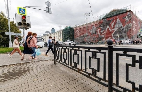В Екатеринбурге демонтируют ограждения вдоль дорог протяженностью 73 километра