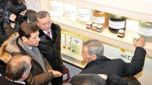 Вице-премьер Александр Жуков знакомится с возможностями компании «Русский магний»