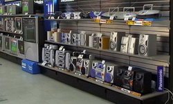 Сети бытовой техники и электроники заморозили планы развития в Екатеринбурге