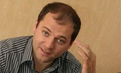 Кандидат в депутаты от партии «Справедливая Россия», владелец ООО «Евромилк» Илья Гаффнер