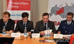 Уральские силовики признают бесполезность борьбы с коррупцией, но рук не опускают