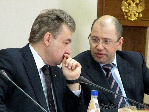 Прокурор Свердловской области Юрий Пономарев (слева) и заместитель и заместитель полномочного представителя Президента РФ в УрФО Александр Белецкий (справа)