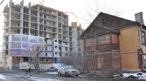 У жильцов бараков и элитной новостройки теперь разные понятия о Родине У жильцов бараков и элитной новостройки теперь разные понятия о Родине