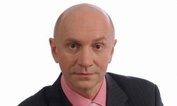 Директор ЗАО «Управляющая жилищная компания «Территория» Дмитрий Сень