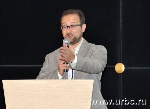 Борис Динабург в восхищении от трассы Екатеринбург — Кольцово Борис Динабург в восхищении от трассы Екатеринбург — Кольцово