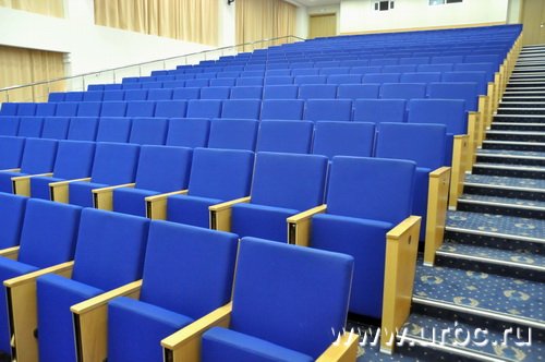 Конгресс-зал отеля вряд ли подойдет для «Съезда левшей России» Конгресс-зал отеля вряд ли подойдет для «Съезда левшей России»