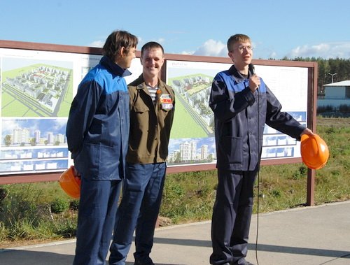 Студенты стройотряда дают концерт в Академическом