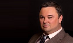 Министр строительства Свердловской области Михаил Жеребцов