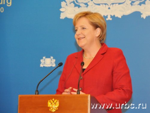 Ангела Меркель призналась в любви к гамбургерам