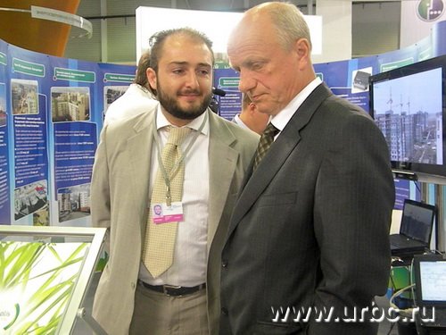 Алексей Воробьев лично представил почетным гостям проект «Академический» Алексей Воробьев лично представил почетным гостям проект «Академический»