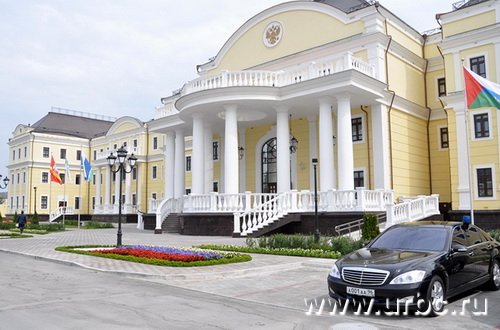 Даже самым крупным застройщикам Урала остается только завидовать финансированию строительства новой резиденции полпреда РФ в УрФО