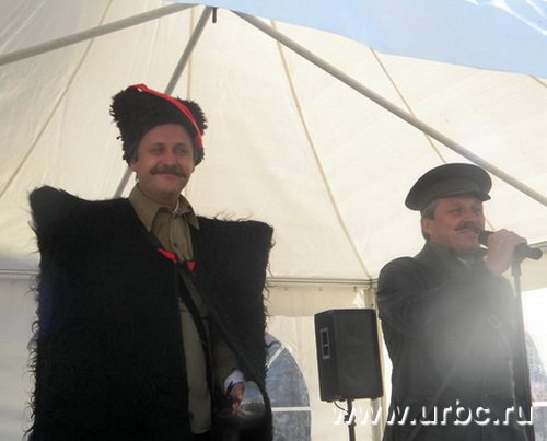 Олег Антонов и Владимир Родионов вжились в образы красных командиров Олег Антонов и Владимир Родионов вжились в образы красных командиров