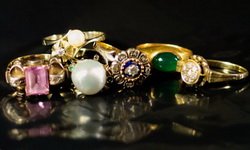 Ломбарды Екатеринбурга готовы уйти в подполье вслед за игровыми клубами. Фотография предоставлена сайтом www.morguefile.com