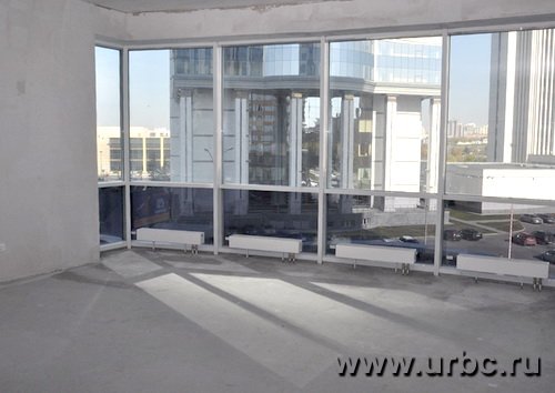 Говорят, что квартиры с видом на Заксобрание пользуются спросом у жен депутатов Говорят, что квартиры с видом на Заксобрание пользуются спросом у жен депутатов