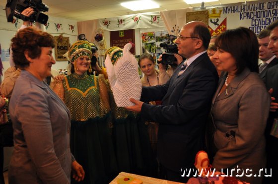 Этого лебедя губернатор «отправил» в программу поддержки малого и среднего бизнеса Этого лебедя губернатор «отправил» в программу поддержки малого и среднего бизнеса