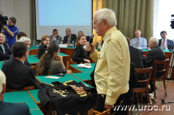 Уральские ветераны на встрече с американским послом читали стихи