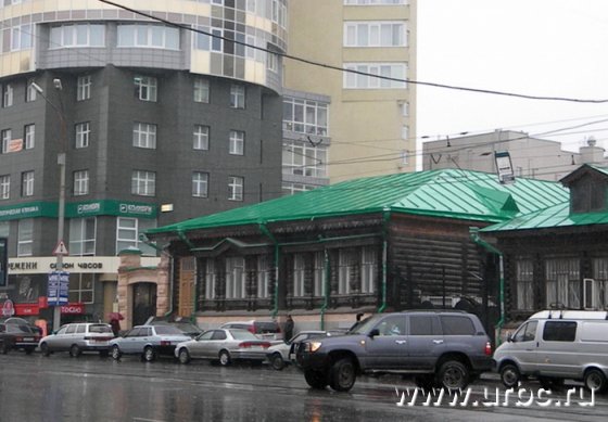 Первый канал поставил в вину Юрию Лужкову точечную застройку Екатеринбурга Первый канал поставил в вину Юрию Лужкову точечную застройку Екатеринбурга