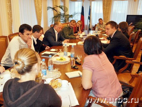 Журналистам общение с Анатолием Грединым понравилось в том числе и возможностью позавтракать Журналистам общение с Анатолием Грединым понравилось в том числе и возможностью позавтракать