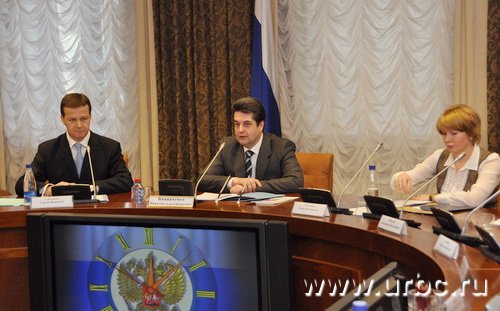 Николай Винниченко пробует наладить конструктивный диалог с представителями конфликтующих партий Николай Винниченко пробует наладить конструктивный диалог с представителями конфликтующих партий