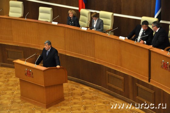 В благодарственной речи Аркадий Чернецкий пообещал не уезжать навсегда В благодарственной речи Аркадий Чернецкий пообещал не уезжать навсегда