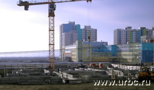 Возле построенной школы уже возводится второй детский сад Возле построенной школы уже возводится второй детский сад