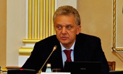 Виктор Христенко пригрозил уральским промышленникам модернизацией