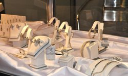 Уральские ювелиры больше не хотят быть «шпаной» и «ремесленниками»