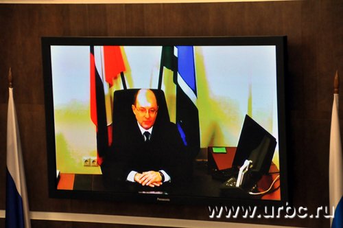 Александр Мишарин сегодня руководил депутатами дистанционно, из Москвы Александр Мишарин сегодня руководил депутатами дистанционно, из Москвы