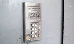 Домофонный рэкет