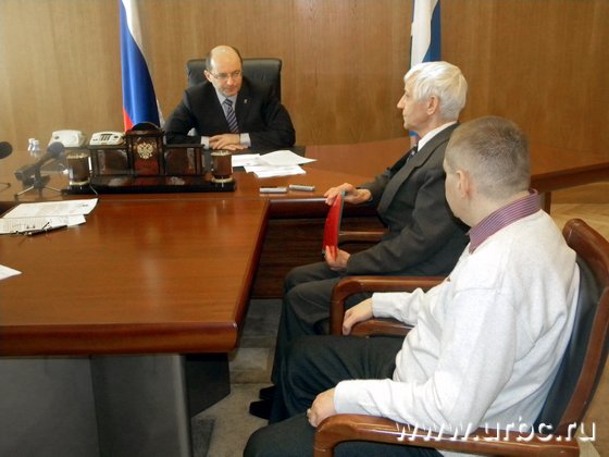 Александр Мишарин пообещал коллеге-железнодорожнику помочь с пересадкой почки