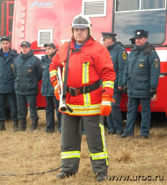 В программе учений были как технические новинки, так и золотые кадры пожарной службы
