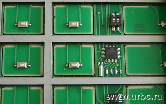 Все отличия изнутри: номер каждой кнопки записывается на маленький носитель