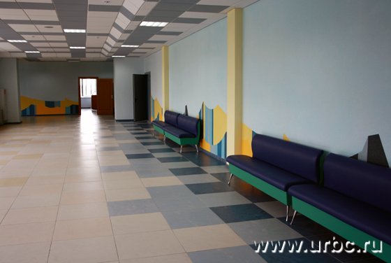 Красочные коридоры школы будут радовать учеников