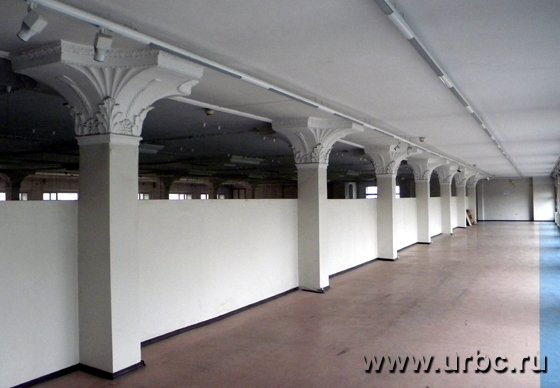 На третьем этаже здания находятся основные архитектурные элементы, подлежащие охране