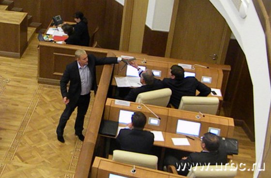 Андрей Альшевских: Эта коряга — символ нашей корявой власти