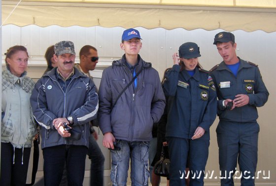 Доблестные защитники VIP-столовой