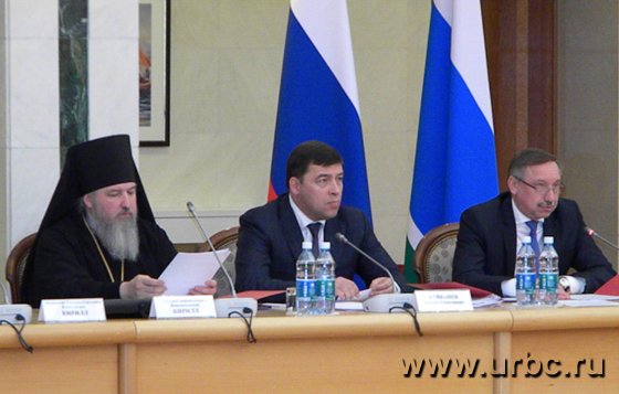 Евгению Куйвашеву пришлось отдуваться за Александра Мишарина: встрече с казаками он предпочел осенний Париж Евгению Куйвашеву пришлось отдуваться за Александра Мишарина: встрече с казаками он предпочел осенний Париж