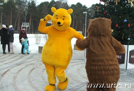 Настроение обеспечивали лучшие друзья детей — герои их любимых мультиков собственной персоной