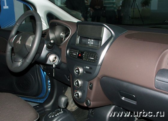 Внутри салона ничего необычного