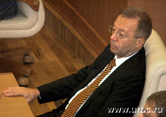 Конкуренцию в галстуках Валерию Савельеву создавал Игорь Ковпак