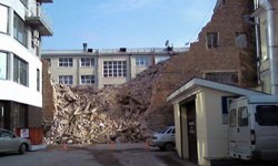 Без света и закона: инициаторы точечной застройки намерены оставить соседей без  окон