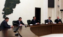 Не боги горшки обжигают