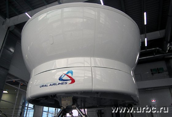 Тренажер-симулятор моделирует любую ситуацию, которая может произойти в реальности Тренажер-симулятор моделирует любую ситуацию, которая может произойти в реальности