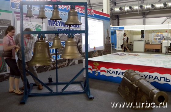 Колокола и пушки — опять-таки традиционные инновационные экспонаты