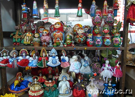 Традиционные экспонаты инновационной и промышленной выставки