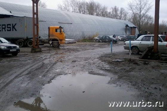 Суровую реальность  технопарка пока украшает лишь техногрязь