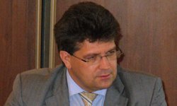 Андрей Злоказов: объем мер социальной поддержки для свердловчан увеличивается