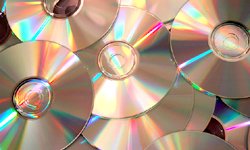 Заплатить дешевле: разработчики ПО продолжают бороться с «пиратами» Фотография предоставлена сайтом www.morguefile.com